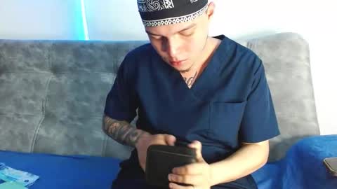 Snapshot of valentino_bel chatting on 11.30.25 Nick online show from 11.30.25