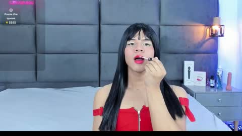 valentino moon online show from 11.21.25