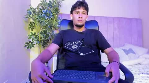 VALENTINO online show from 03.01.26