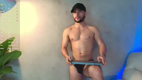 Snapshot of valentinoford chatting on 02.13.25 Valentino online show from 02.13.25