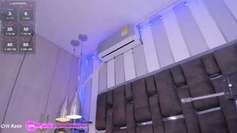 Snapshot of valentinomoreti chatting on 10.06.25 Valentino online show from 10.06.25