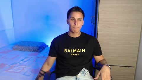 VALENTINO online show from 12.18.25