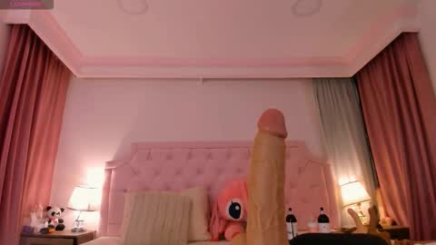 Vale Toro  online show from 12.04.25