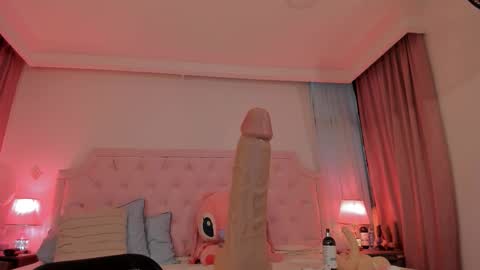 Vale Toro  online show from 03.27.26