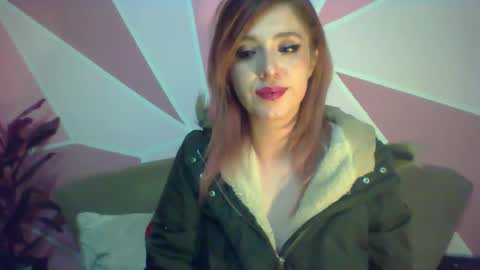 Snapshot of valeri_cove chatting on 01.30.25 Valeri Cove online show from 01.30.25
