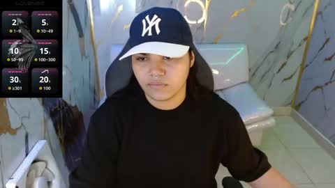 valeri_harpers4 online show from 04.15.26