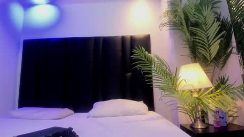 valeri_tafur online show from 10.30.25