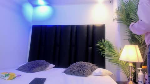 valeri_tafur online show from 12.02.25