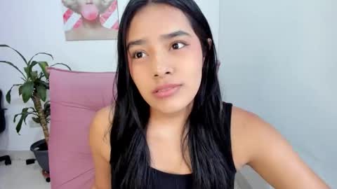 Snapshot of valeria_miller69 chatting on 09.29.25 valeria_miller69 online show from 09.29.25
