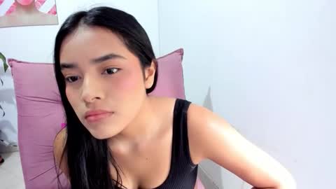 Snapshot of valeria_miller69 chatting on 10.23.25 valeria_miller69 online show from 10.23.25