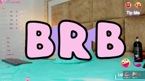 Costume lover online show from 02.12.25