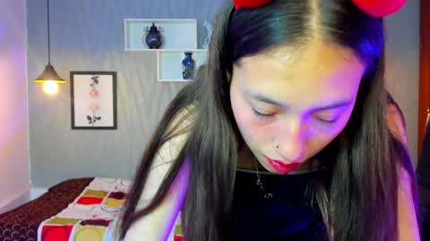 Snapshot of valeria_rossi7 chatting on 12.21.24 Valeria online show from 12.21.24