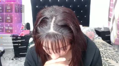 Snapshot of valeria_sweet91 chatting on 02.17.25 valeria online show from 02.17.25