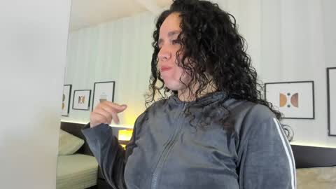 Valeria online show from 01.30.25