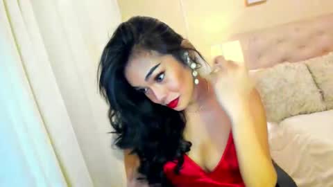 Snapshot of valeriadion chatting on 12.31.24 Valeria online show from 12.31.24