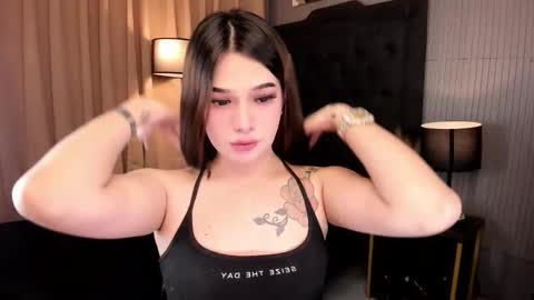 Valeria online show from 10.19.25