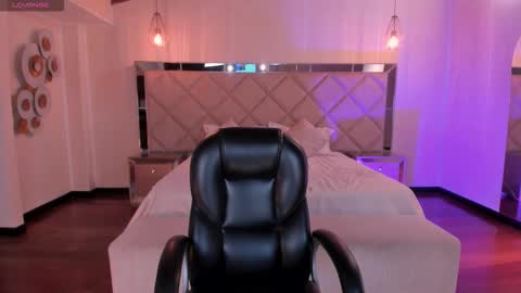 Valeria online show from 11.14.25