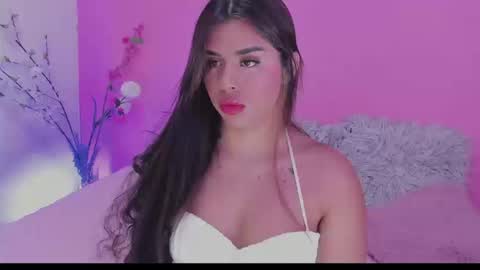 Snapshot of valeriaruiz_1 chatting on 09.26.25 Valeria online show from 09.26.25