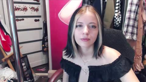 ValeriaXKiss online show from 01.09.25