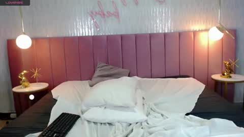 Snapshot of valerie__miller_ chatting on 02.28.26 Valerie online show from 02.28.26