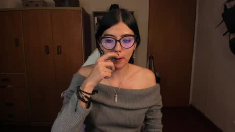 Val  online show from 01.15.25