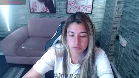 valerie_b online show from 02.07.25