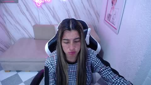 valerie_b online show from 02.09.25