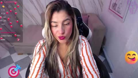 valerie_b online show from 03.04.25