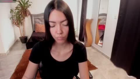 Valerie fox online show from 07.04.26