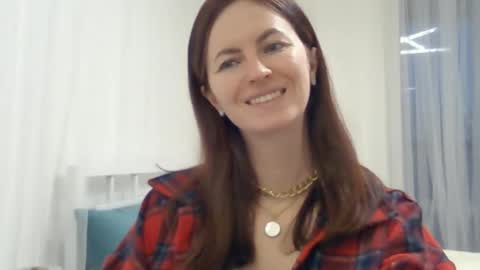 Snapshot of valerie_rose777 chatting on 01.01.25 valerie_rose777 online show from 01.01.25