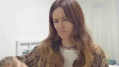 Snapshot of valerie_rose777 chatting on 11.16.25 valerie_rose777 online show from 11.16.25