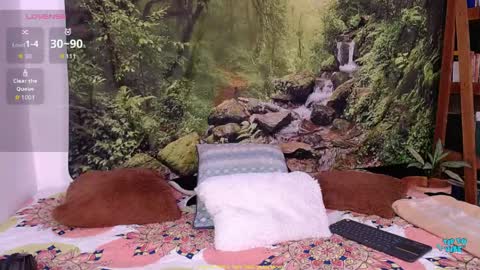 Valerie online show from 04.10.26