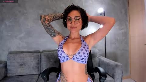  call me Val  online show from 01.05.26