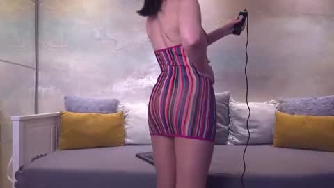 Valerie online show from 02.14.25