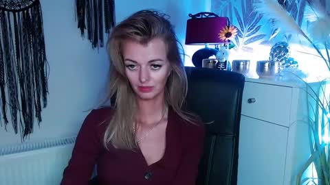 Snapshot of valerieluvsugar chatting on 12.30.24 Valerie online show from 12.30.24