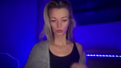 Snapshot of valerieluvsugar chatting on 09.17.25 Valerie online show from 09.17.25