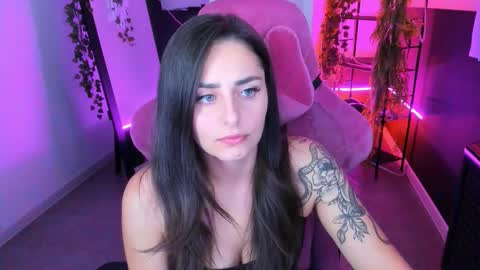 Valerie online show from 10.03.25