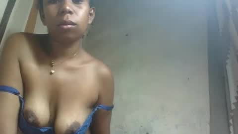 Snapshot of valerinezah chatting on 02.20.26 valerinezah online show from 02.20.26