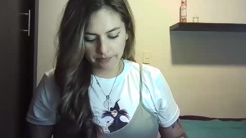 Snapshot of valery__rouse_ chatting on 04.05.26 Valery online show from 04.05.26