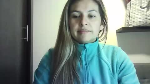 Snapshot of valery__rouse_ chatting on 04.11.26 Valery online show from 04.11.26