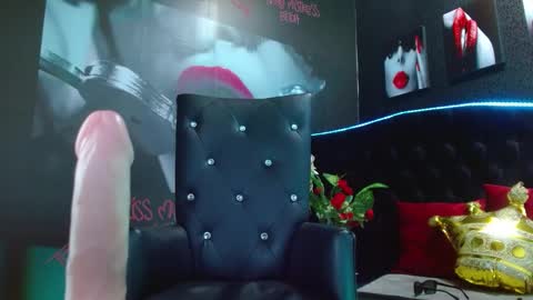 Valeria online show from 12.14.24