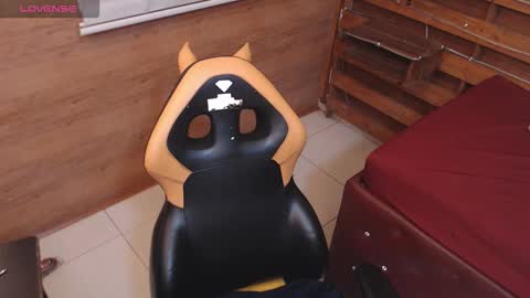 Snapshot of valery_soka69 chatting on 11.08.25 soka online show from 11.08.25