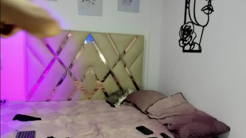 valery_sweet04 online show from 05.20.26