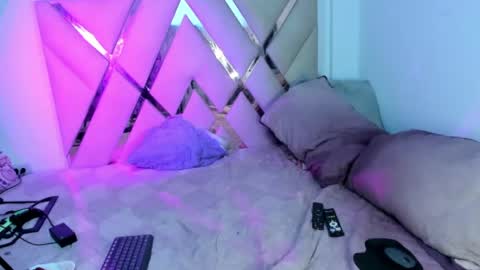 valery_sweet04 online show from 05.31.26