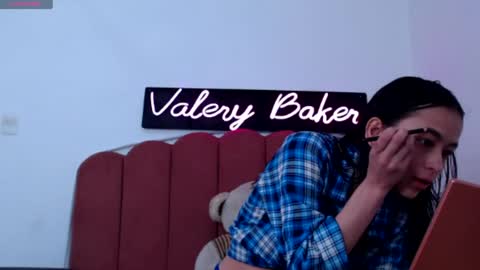 Snapshot of valerybaker1 chatting on 12.21.24 B V Naughty online show from 12.21.24