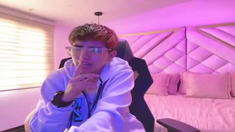 Valery online show from 11.28.25