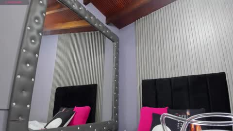 Snapshot of valerynbrown chatting on 02.10.26 valery online show from 02.10.26