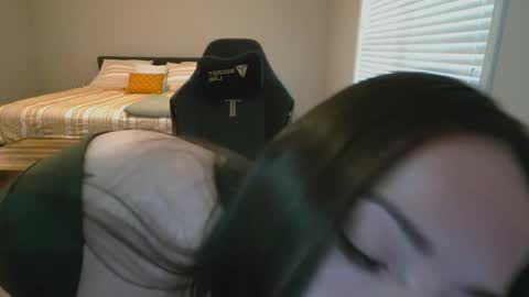 valerie online show from 04.05.26