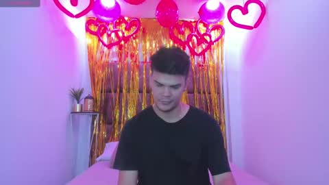 Snapshot of valerystonne_ chatting on 02.13.25 Valery Stonne online show from 02.13.25