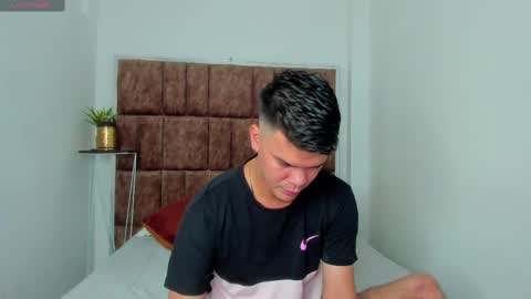 Snapshot of valerystonne_ chatting on 02.17.25 Valery Stonne online show from 02.17.25